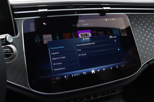 Mercedes-Benz E-Klasse Estate 300 e AMG Line | Distronic+ | Memory | Burmester | Surround Camera | Trekhaak | Digital Light | Keyless Go | Nightpakket |