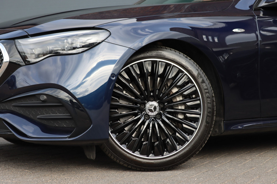 Mercedes-Benz E-Klasse Estate 300 e AMG Line | Distronic+ | Memory | Burmester | Surround Camera | Trekhaak | Digital Light | Keyless Go | Nightpakket |