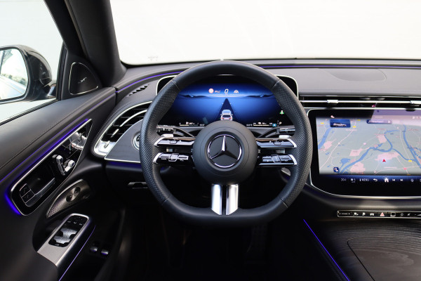 Mercedes-Benz E-Klasse Estate 300 e AMG Line | Distronic+ | Memory | Burmester | Surround Camera | Trekhaak | Digital Light | Keyless Go | Nightpakket |