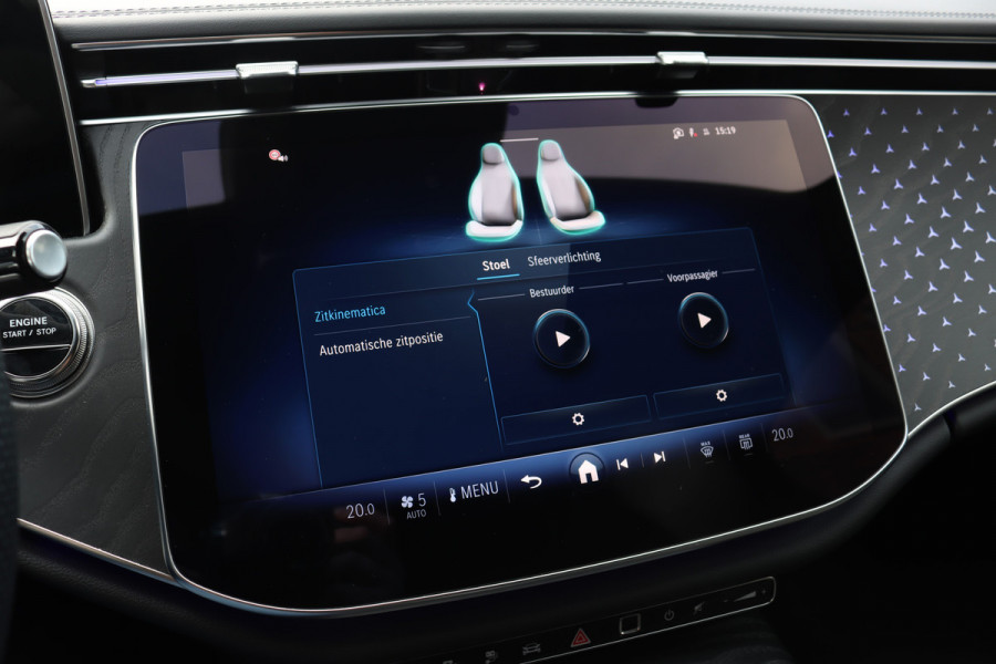 Mercedes-Benz E-Klasse Estate 300 e AMG Line | Distronic+ | Memory | Burmester | Surround Camera | Trekhaak | Digital Light | Keyless Go | Nightpakket |