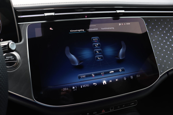 Mercedes-Benz E-Klasse Estate 300 e AMG Line | Distronic+ | Memory | Burmester | Surround Camera | Trekhaak | Digital Light | Keyless Go | Nightpakket |