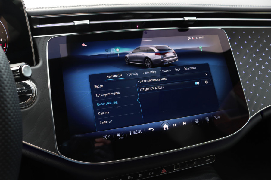 Mercedes-Benz E-Klasse Estate 300 e AMG Line | Distronic+ | Memory | Burmester | Surround Camera | Trekhaak | Digital Light | Keyless Go | Nightpakket |