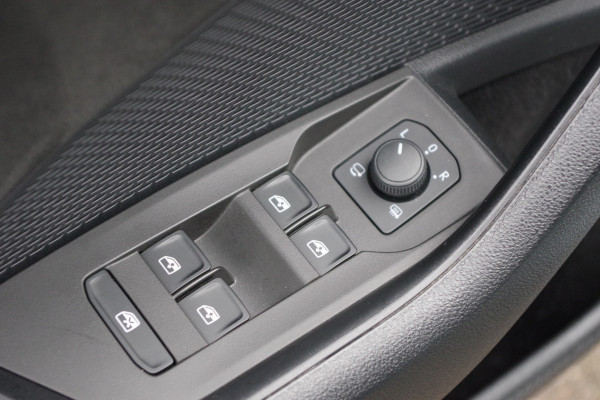 Škoda Octavia Combi 1.4 TSI RS 245 PK iV PHEV BNS, Leder-Alcantara, Memory