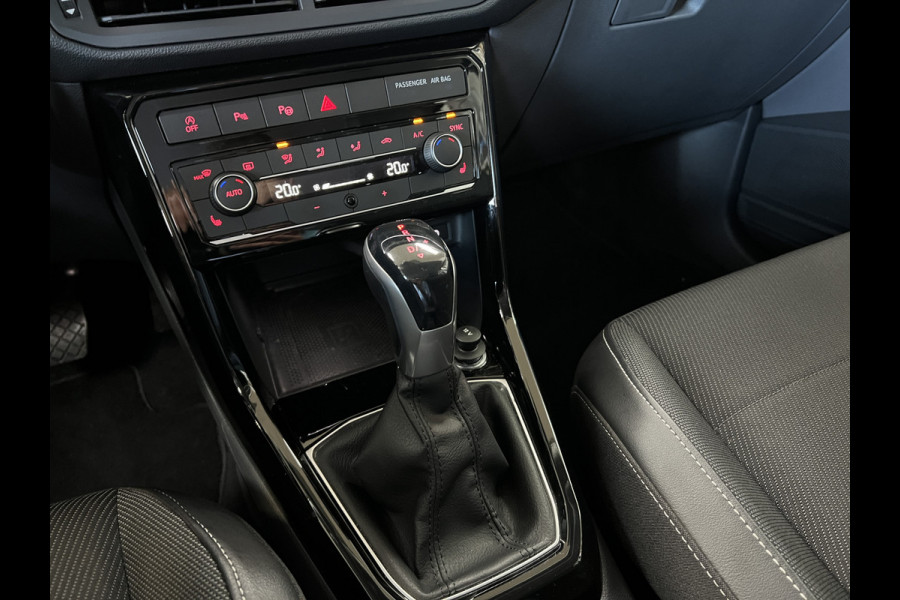 Volkswagen T-Cross 1.5 TSI 150 DSG Style | Navi | Beats | ACC | Camera | 18" | Carplay | Trekhaak | 100% VW Dealer Onderhouden!