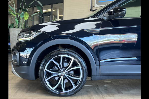 Volkswagen T-Cross 1.5 TSI 150 DSG Style | Navi | Beats | ACC | Camera | 18" | Carplay | Trekhaak | 100% VW Dealer Onderhouden!