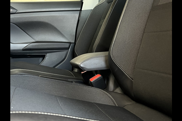 Volkswagen T-Cross 1.5 TSI 150 DSG Style | Navi | Beats | ACC | Camera | 18" | Carplay | Trekhaak | 100% VW Dealer Onderhouden!