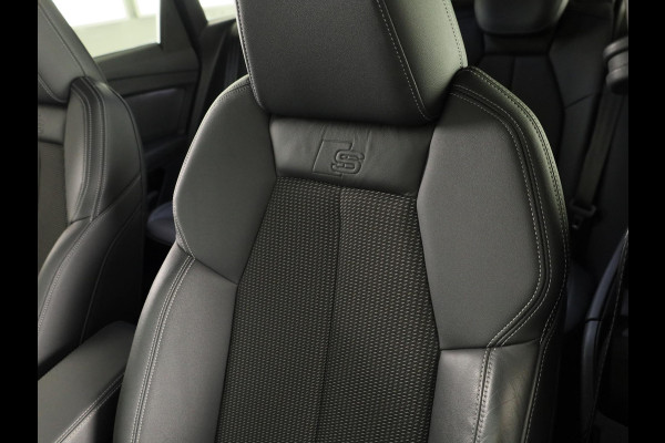 Audi Q4 e-tron 45 quattro S edition 77 kWh 265pk | Sonos | Warmtepomp | Matrix LED | Assistentiepakket