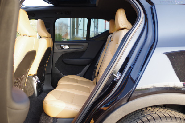 Volvo XC40 1.5 T5 Recharge 262 PK Inscription PHEV, Leder, Panoramadak, Winterpakket, H/K Sound,