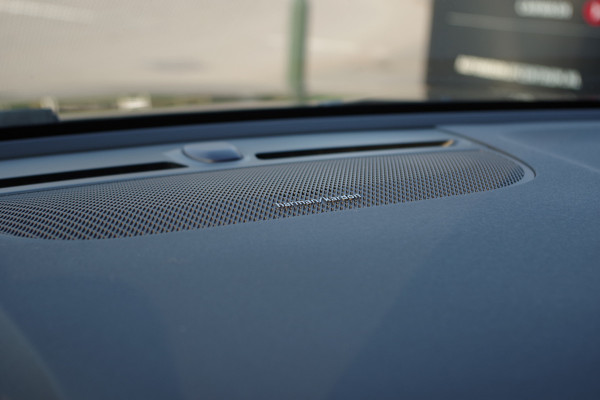 Volvo XC40 1.5 T5 Recharge 262 PK Inscription PHEV, Leder, Panoramadak, Winterpakket, H/K Sound,