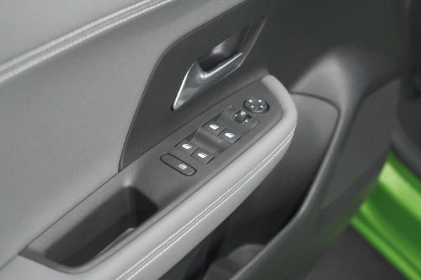 Opel Mokka Electric Level 3 50 kWh | 3 Faselaadfunctie | Camera | Dodehoekdetectie | Apple Carplay