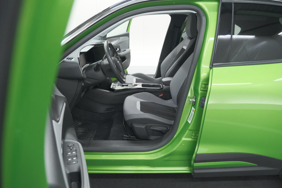 Opel Mokka Electric Level 3 50 kWh | 3 Faselaadfunctie | Camera | Dodehoekdetectie | Apple Carplay