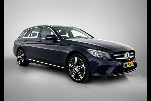 Mercedes-Benz C-Klasse Estate 300 e Business Solution Luxury ht metalen velgen | Navigatie| Elect bed voorstoelen met memory | Parking support | Inclusief 24 maanden MB Certified garantie voor Europa.