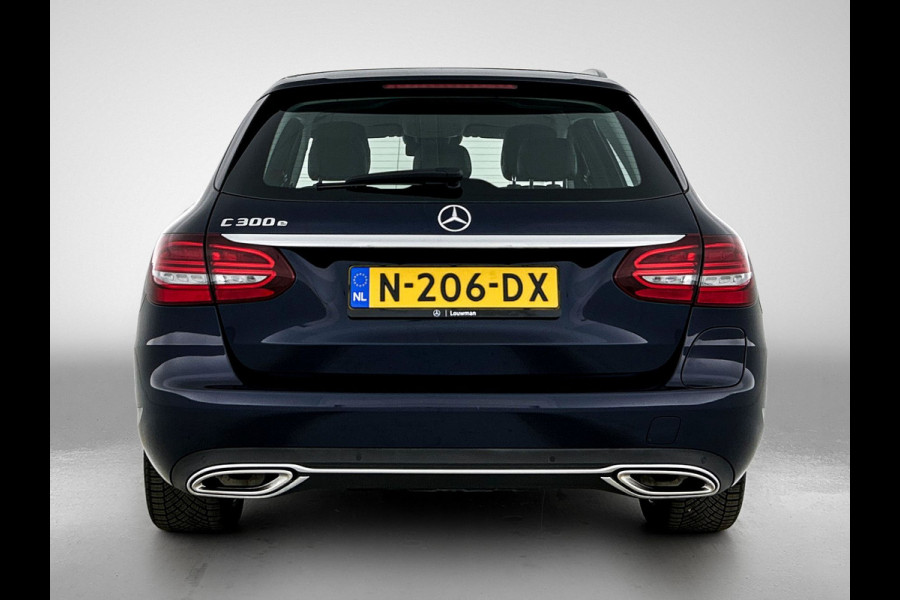 Mercedes-Benz C-Klasse Estate 300 e Business Solution Luxury ht metalen velgen | Navigatie| Elect bed voorstoelen met memory | Parking support | Inclusief 24 maanden MB Certified garantie voor Europa.