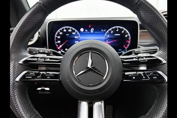 Mercedes-Benz GLC 200 4MATIC AMG Line Lichtmetalen velgen | Naviagtie | Panoramadak | elect. bed. voorstoelen met memory | MB-paasweekend