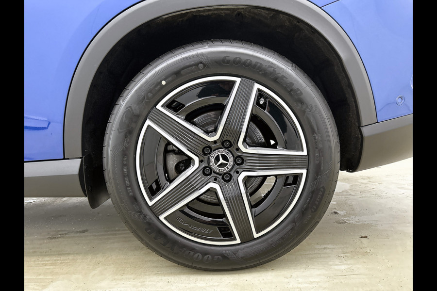 Mercedes-Benz GLC 200 4MATIC AMG Line Lichtmetalen velgen | Naviagtie | Panoramadak | elect. bed. voorstoelen met memory | MB-paasweekend