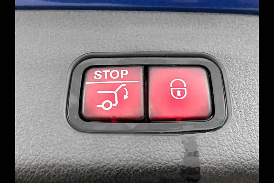 Mercedes-Benz GLC 200 4MATIC AMG Line Lichtmetalen velgen | Naviagtie | Panoramadak | elect. bed. voorstoelen met memory | MB-paasweekend