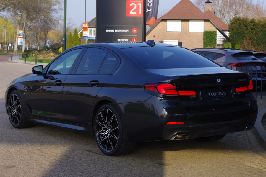 BMW 5 Serie 530e M-Sport Business Edition Plus 293 PK, Schuifdak, Driving Ass. Prof, Camera, Head-Up, Carplay