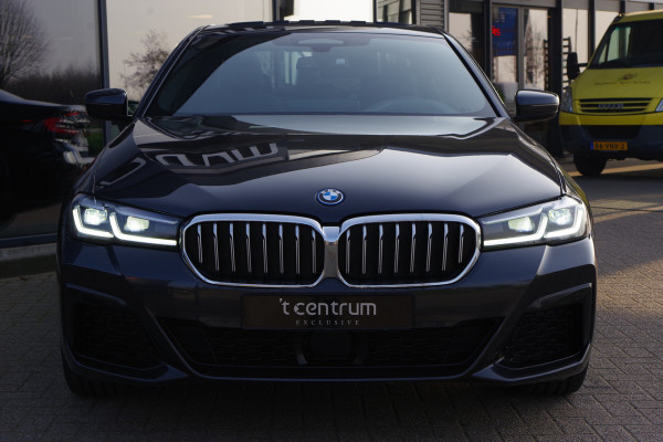 BMW 5 Serie 530e M-Sport Business Edition Plus 293 PK, Schuifdak, Driving Ass. Prof, Camera, Head-Up, Carplay