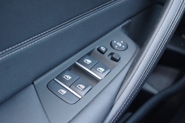 BMW 5 Serie 530e M-Sport Business Edition Plus 293 PK, Schuifdak, Driving Ass. Prof, Camera, Head-Up, Carplay