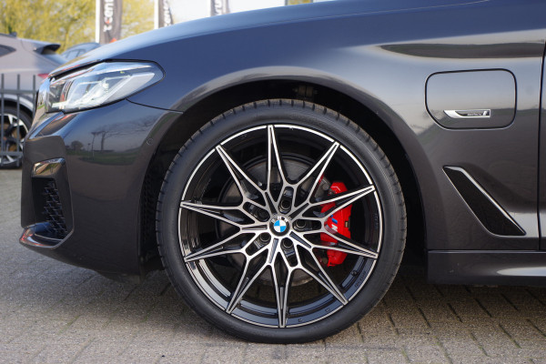 BMW 5 Serie 530e M-Sport Business Edition Plus 293 PK, Schuifdak, Driving Ass. Prof, Camera, Head-Up, Carplay