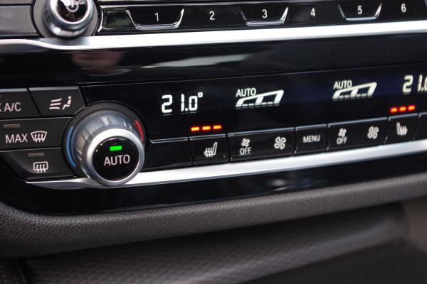 BMW 5 Serie 530e M-Sport Business Edition Plus 293 PK, Schuifdak, Driving Ass. Prof, Camera, Head-Up, Carplay