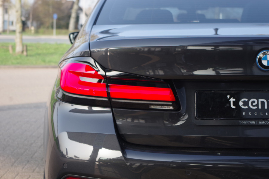 BMW 5 Serie 530e M-Sport Business Edition Plus 293 PK, Schuifdak, Driving Ass. Prof, Camera, Head-Up, Carplay