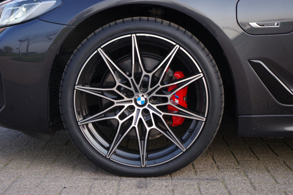 BMW 5 Serie 530e M-Sport Business Edition Plus 293 PK, Schuifdak, Driving Ass. Prof, Camera, Head-Up, Carplay