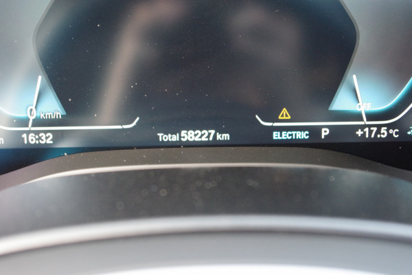 BMW 5 Serie 530e M-Sport Business Edition Plus 293 PK, Schuifdak, Driving Ass. Prof, Camera, Head-Up, Carplay