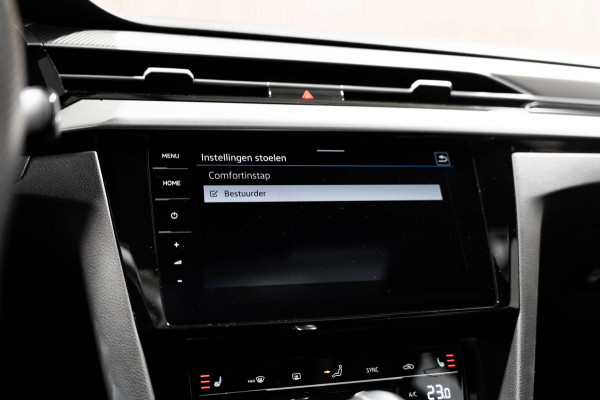 Volkswagen Arteon Shooting Brake 2.0 TSI R-Line DSG PANO LEDER IQ