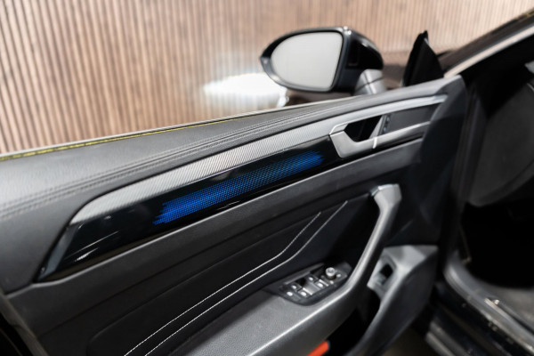 Volkswagen Arteon Shooting Brake 2.0 TSI R-Line DSG PANO LEDER IQ
