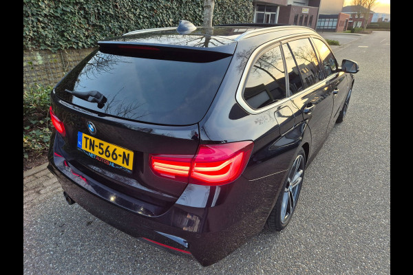 BMW 3 Serie Touring 320i M Sport Individual Panoramdak Apple CarPlay Nbt Evo Navi Pro M Edition
