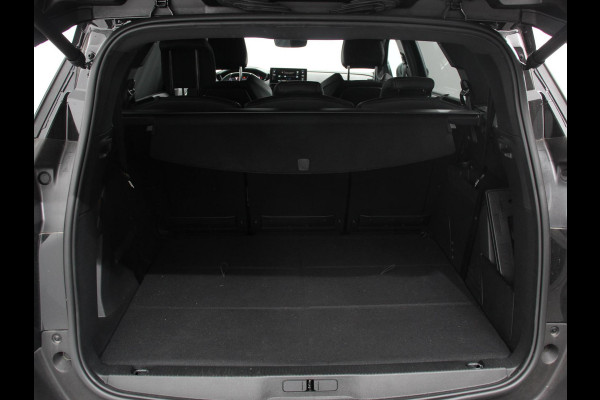Peugeot 5008 1.2 PureTech 130pk Automaat GT Black Pack 7p Climate control Adaptive Cruise control Camera Verwarmde voorstoelen Keyless Navigatie LED Apple Carplay/ Android Auto