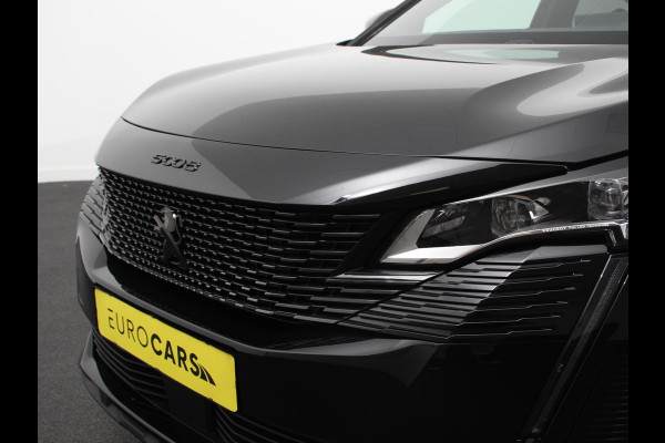 Peugeot 5008 1.2 PureTech 130pk Automaat GT Black Pack 7p Climate control Adaptive Cruise control Camera Verwarmde voorstoelen Keyless Navigatie LED Apple Carplay/ Android Auto