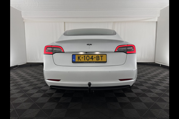 Tesla Model 3 Standard RWD Plus 60 kWh [ 3-Fase ] {SOH-97%} (INCL.BTW) Aut. *PANO | AUTO-PILOT | LEATHER | KEYLESS | FULL-LED | MEMORY-PACK | TOP-VIEW | DAB | CARPLAY | DIGI-COCKPIT | LANE-ASSIST | COMFORT-SEATS | 18"ALU*