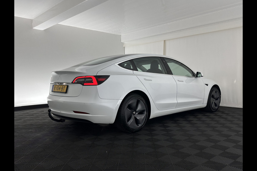 Tesla Model 3 Standard RWD Plus 60 kWh [ 3-Fase ] {SOH-97%} (INCL.BTW) Aut. *PANO | AUTO-PILOT | LEATHER | KEYLESS | FULL-LED | MEMORY-PACK | TOP-VIEW | DAB | CARPLAY | DIGI-COCKPIT | LANE-ASSIST | COMFORT-SEATS | 18"ALU*