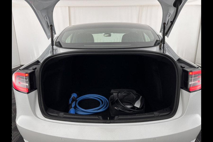 Tesla Model 3 Standard RWD Plus 60 kWh [ 3-Fase ] {SOH-97%} (INCL.BTW) Aut. *PANO | AUTO-PILOT | LEATHER | KEYLESS | FULL-LED | MEMORY-PACK | TOP-VIEW | DAB | CARPLAY | DIGI-COCKPIT | LANE-ASSIST | COMFORT-SEATS | 18"ALU*