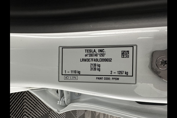Tesla Model 3 Standard RWD Plus 60 kWh [ 3-Fase ] {SOH-97%} (INCL.BTW) Aut. *PANO | AUTO-PILOT | LEATHER | KEYLESS | FULL-LED | MEMORY-PACK | TOP-VIEW | DAB | CARPLAY | DIGI-COCKPIT | LANE-ASSIST | COMFORT-SEATS | 18"ALU*