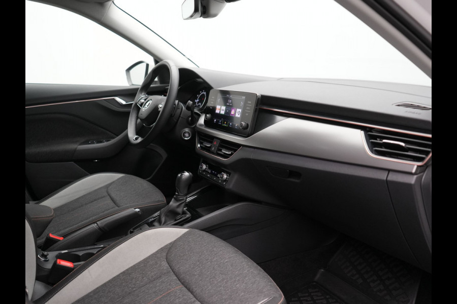 Škoda SCALA 1.5 TSI Sport Business Automaat 150pk | Trekhaak | Stoelverwarming | Cruise Control | Climate Control | Apple Carplay | Front Assist | LED Koplampen |