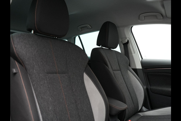 Škoda SCALA 1.5 TSI Sport Business Automaat 150pk | Trekhaak | Stoelverwarming | Cruise Control | Climate Control | Apple Carplay | Front Assist | LED Koplampen |