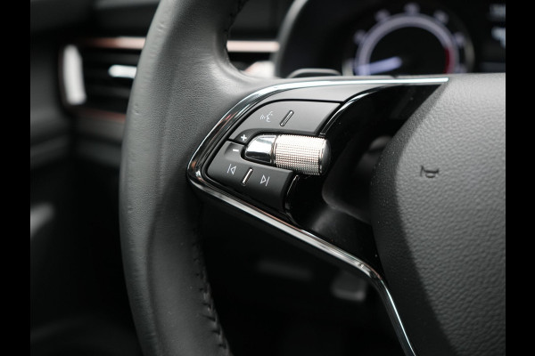 Škoda SCALA 1.5 TSI Sport Business Automaat 150pk | Trekhaak | Stoelverwarming | Cruise Control | Climate Control | Apple Carplay | Front Assist | LED Koplampen |