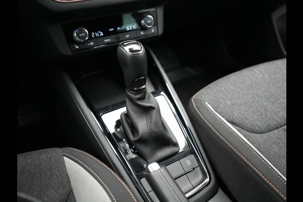 Škoda SCALA 1.5 TSI Sport Business Automaat 150pk | Trekhaak | Stoelverwarming | Cruise Control | Climate Control | Apple Carplay | Front Assist | LED Koplampen |
