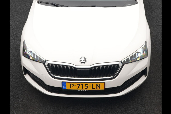 Škoda SCALA 1.5 TSI Sport Business Automaat 150pk | Trekhaak | Stoelverwarming | Cruise Control | Climate Control | Apple Carplay | Front Assist | LED Koplampen |