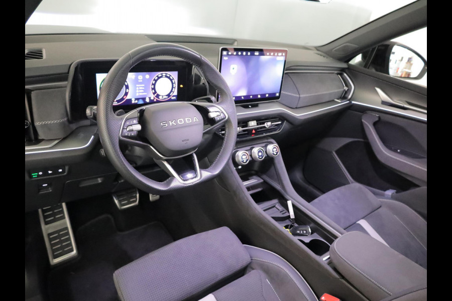 Škoda Kodiaq 1.5 TSI PHEV Sportline Business 204 pk Automaat (DSG) | Verlengde garantie | Navigatie | Panoramadak | Trekhaak (wegklapbaar) | Parkeersensoren | Achteruitrijcamera | Stoelverwarming v/a |