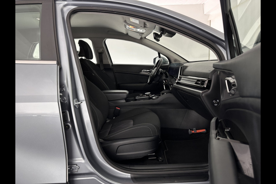 Kia Sportage 1.6 T-GDi Hybrid Dynamic-Line AWD (Plug-In) (INCL-BTW)  Aut. *FULL-LED | ADAPTIVE-CRUISE | WIDESCREEN-COCKPIT | NAVI-FULLMAP | DAB | COMFORTSEATS | ECC | SHIFTPADDLES | CAMERA | PDC | CARPLAY | 19''ALU*