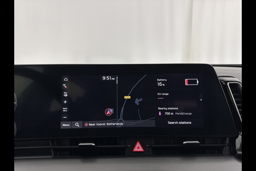 Kia Sportage 1.6 T-GDi Hybrid Dynamic-Line AWD (Plug-In) (INCL-BTW)  Aut. *FULL-LED | ADAPTIVE-CRUISE | WIDESCREEN-COCKPIT | NAVI-FULLMAP | DAB | COMFORTSEATS | ECC | SHIFTPADDLES | CAMERA | PDC | CARPLAY | 19''ALU*