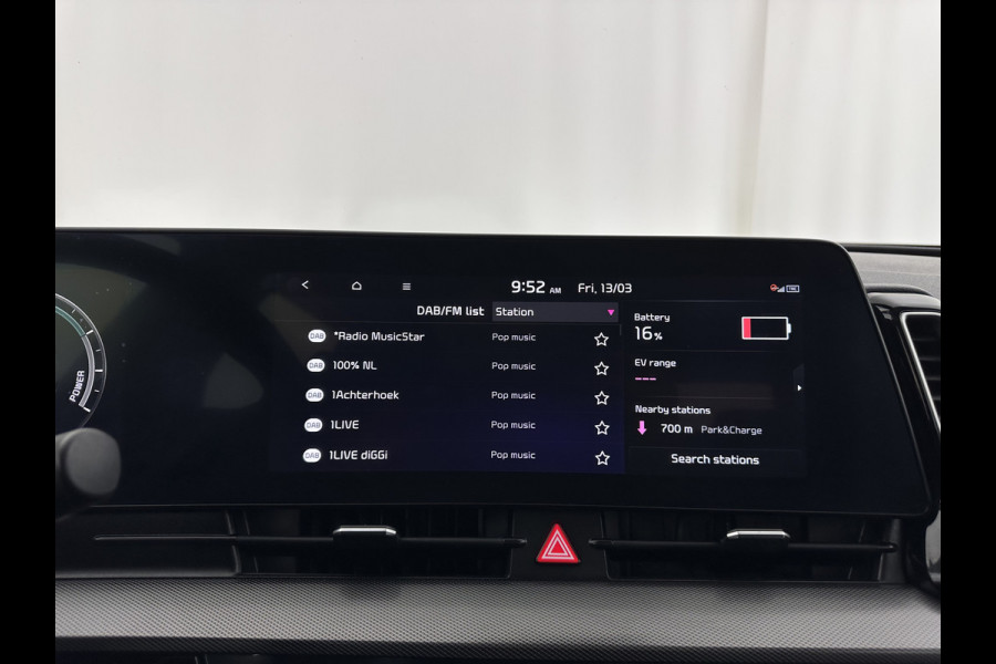 Kia Sportage 1.6 T-GDi Hybrid Dynamic-Line AWD (Plug-In) (INCL-BTW)  Aut. *FULL-LED | ADAPTIVE-CRUISE | WIDESCREEN-COCKPIT | NAVI-FULLMAP | DAB | COMFORTSEATS | ECC | SHIFTPADDLES | CAMERA | PDC | CARPLAY | 19''ALU*