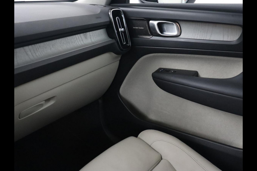 Volvo XC40 1.5 T5 Twin Engine Inscription | Panoramadak | Leder | Harman/Kardon | Stoelverwarming | Carplay | Camera | Navigatie | Adaptive cruise | PHEV | Plug In