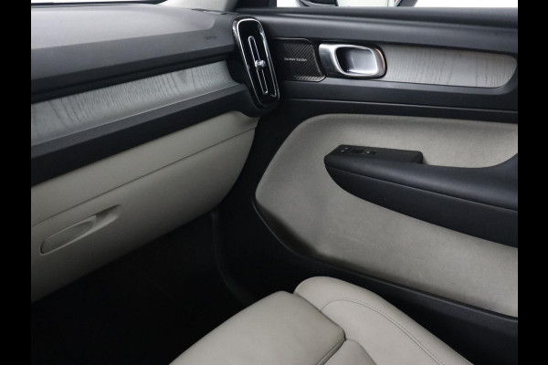 Volvo XC40 1.5 T5 Twin Engine Inscription | Panoramadak | Leder | Harman/Kardon | Stoelverwarming | Carplay | Camera | Navigatie | Adaptive cruise | PHEV | Plug In