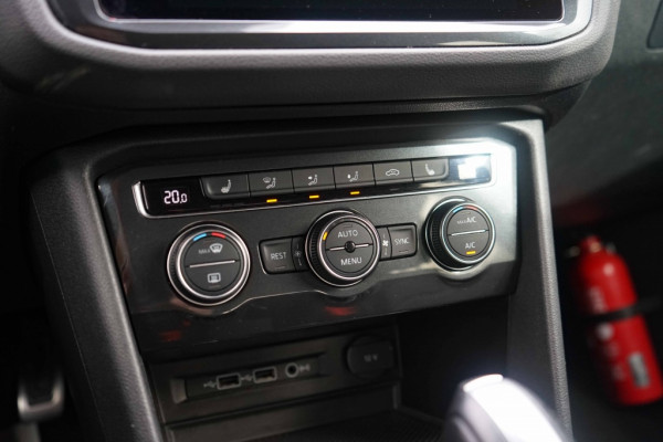 Volkswagen Tiguan 3X R-LINE 1.5 TSI DSG Black-Line/Pano/360/Memory/Trkhk/Virtual