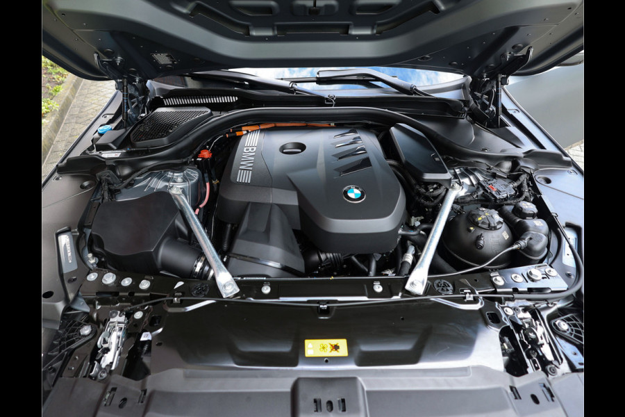 BMW 5 Serie Touring 530e Touring | M performance - Pano - Trekhaak